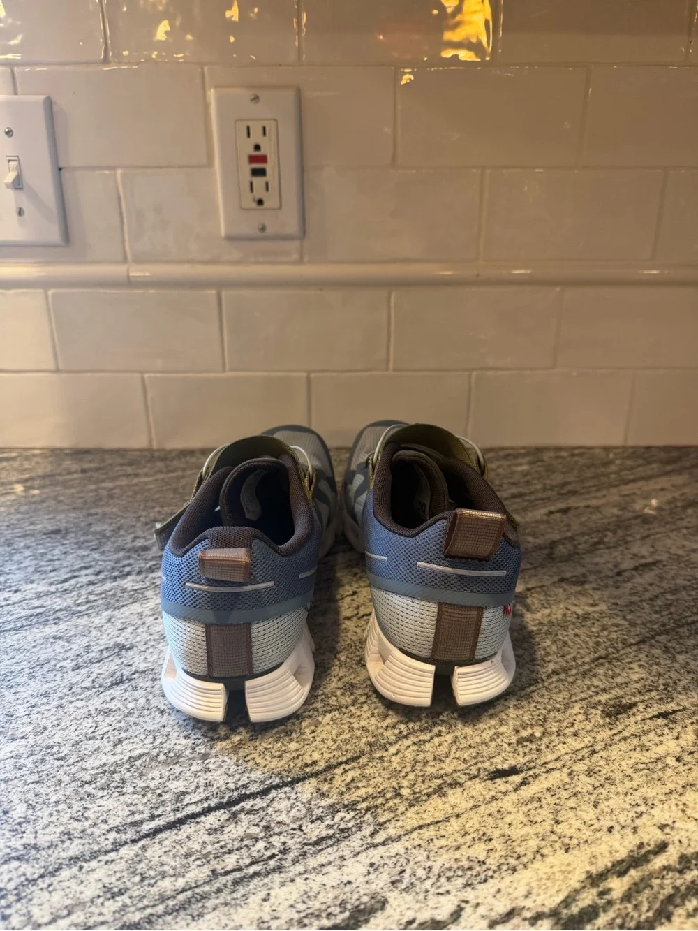 Women’s On Cloud Nexus Size 8.5